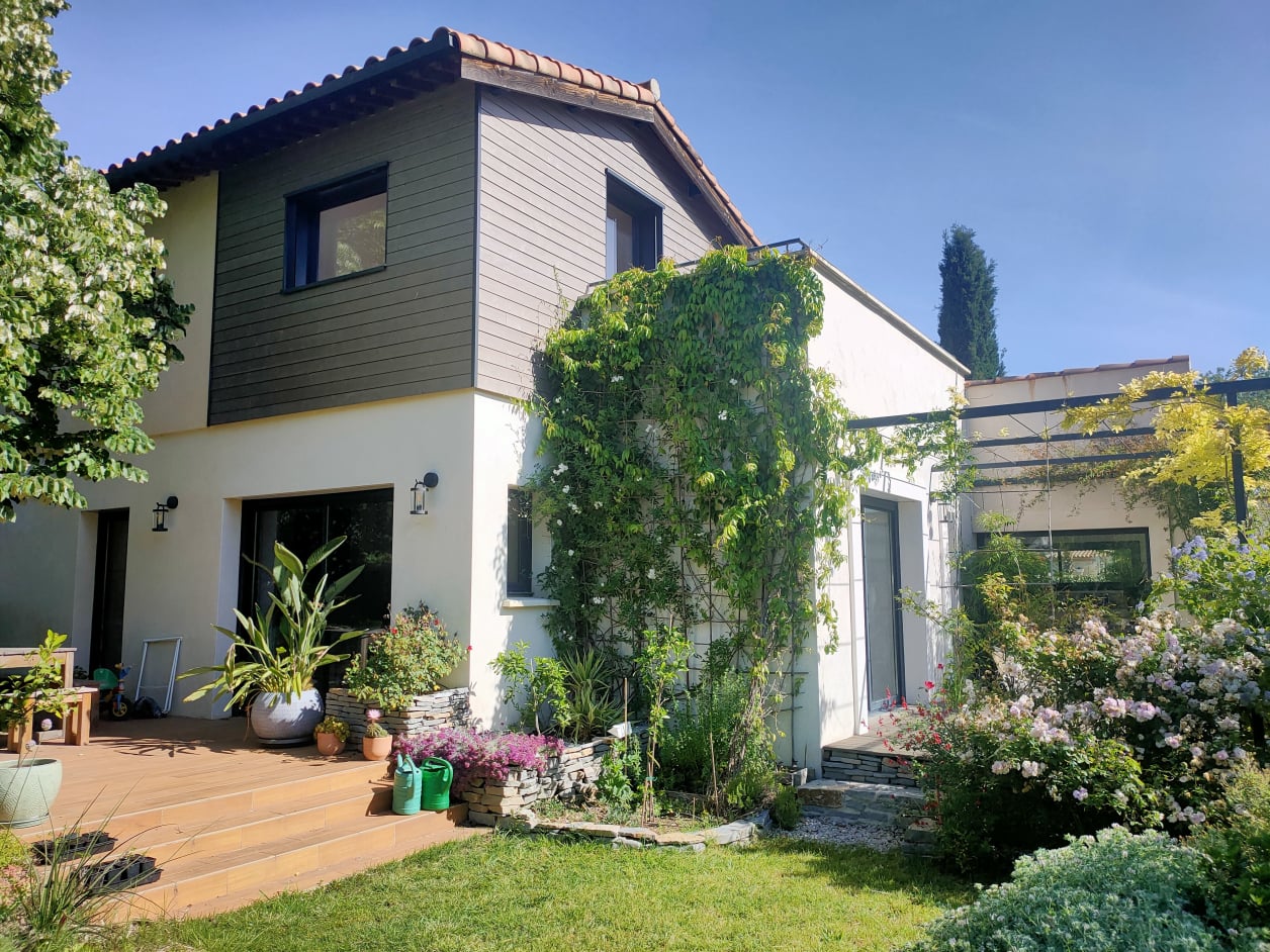 Photo aprés surélévation d'une habitation et rénovation intérieure